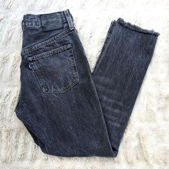 Levi's "Made & Crafted" 501S "Black Fog" Raw Hem SELVEDGE Button Fly Jeans 23/30 - Picture 1 of 12